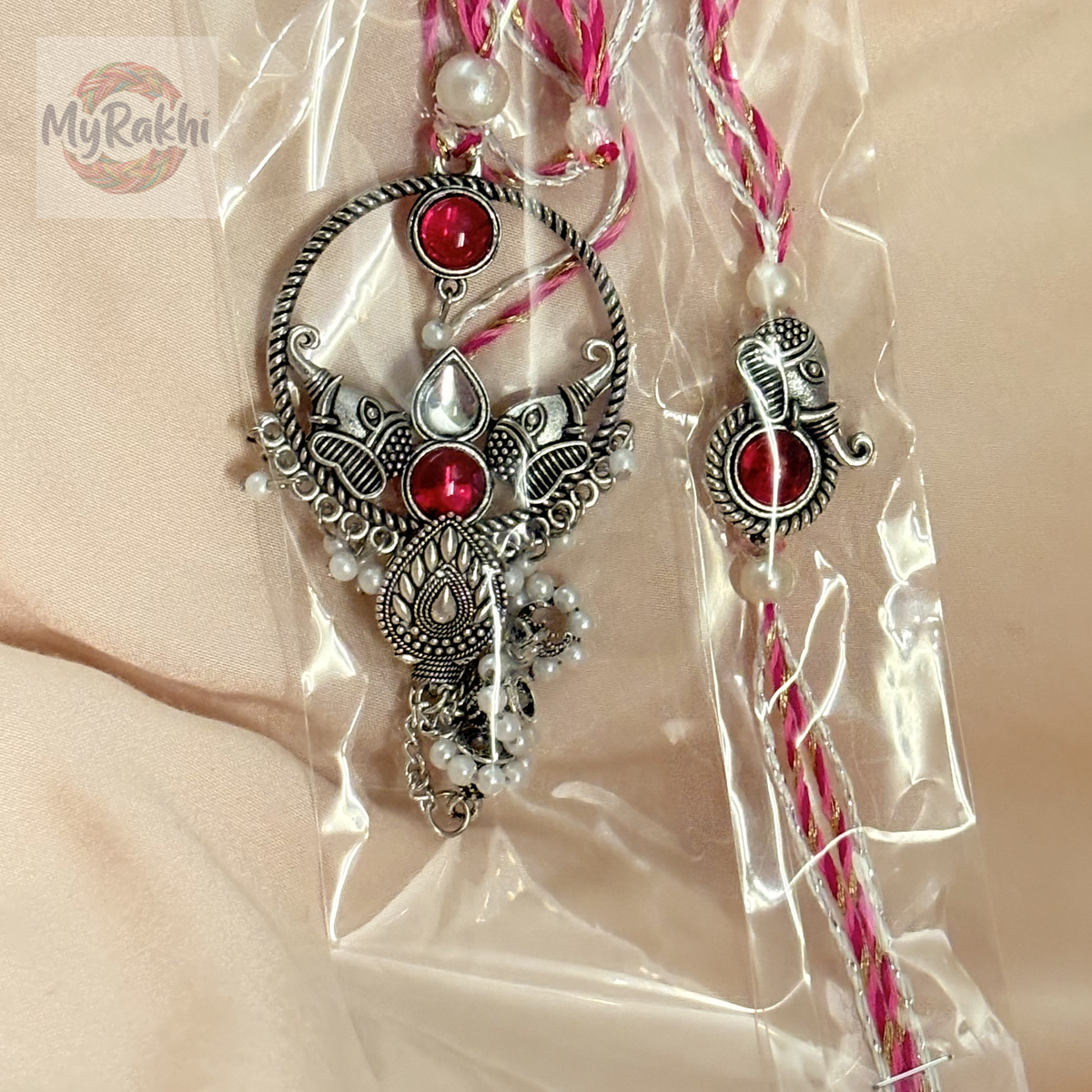 A beautiful and minimalist rakhi that focuses on the elegance of simplicity and the purity of the sacred thread.